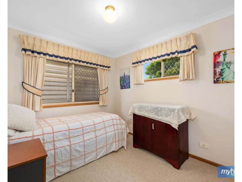 5 Gundry Court, Kearneys Spring QLD 4350