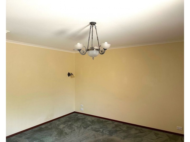 16 Perry Street, Harlaxton QLD 4350