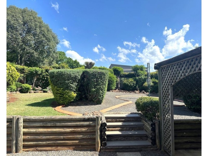 16 Perry Street, Harlaxton QLD 4350