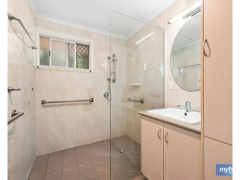 32 Richmond Drive, Wilsonton QLD 4350