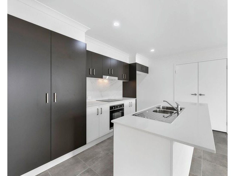 1/18 Ena Street, Cotswold Hills QLD 4350