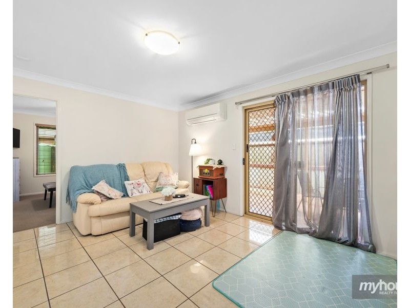 8 Bushnell Court, Rockville QLD 4350