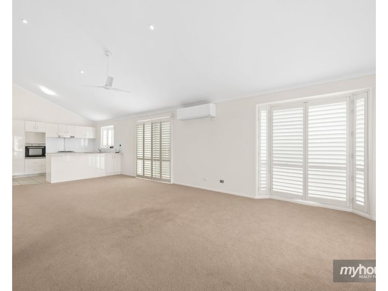 137/97-161 Hogg Street, Cranley QLD 4350