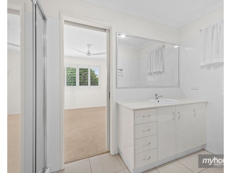 137/97-161 Hogg Street, Cranley QLD 4350