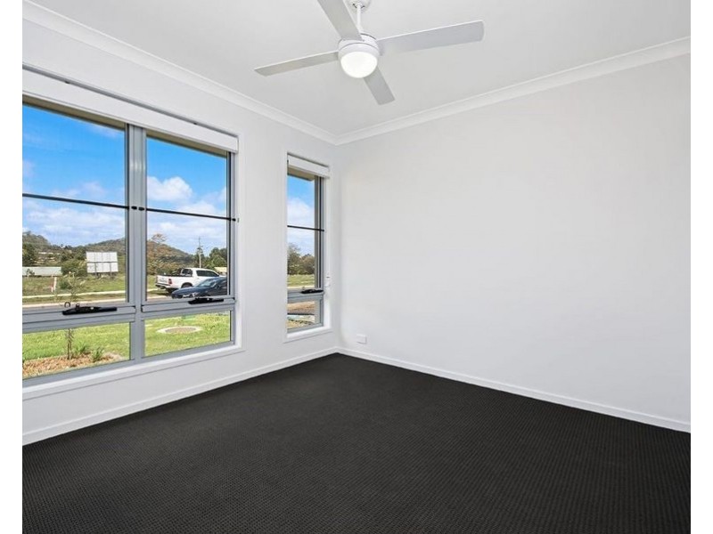 2/10 Shelby Street, Glenvale QLD 4350