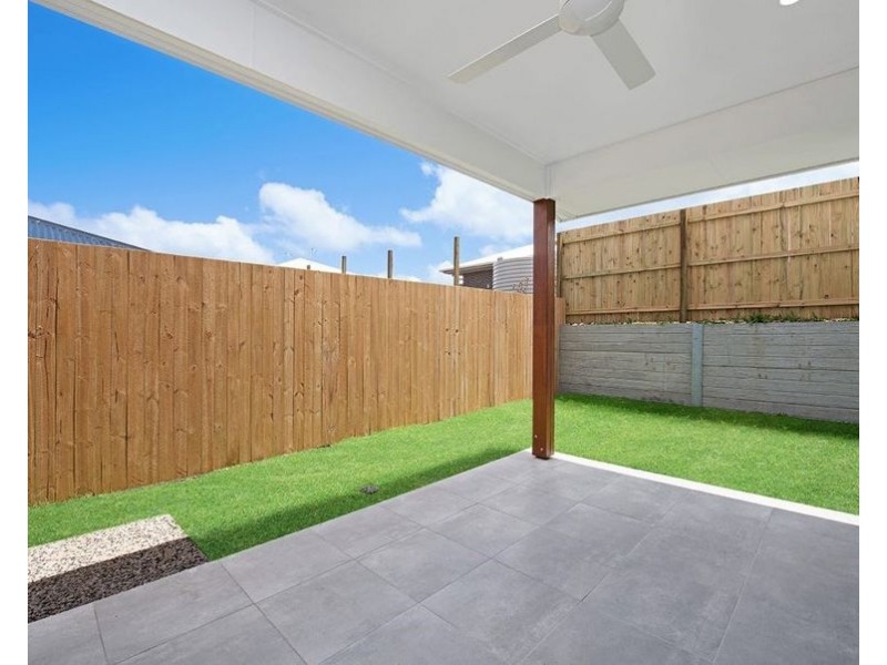 2/10 Shelby Street, Glenvale QLD 4350