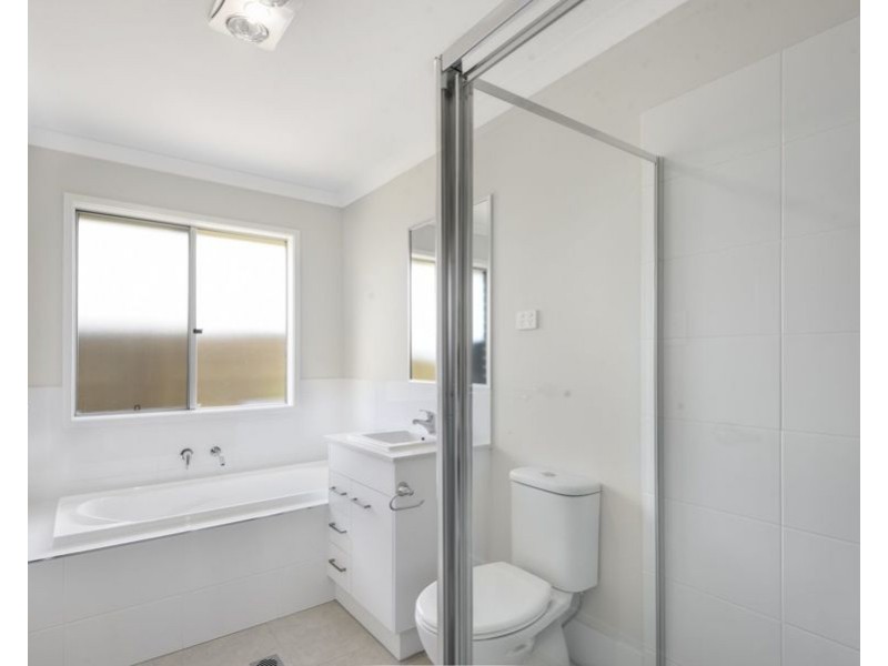 1/10 Trevatt Street, Westbrook QLD 4350