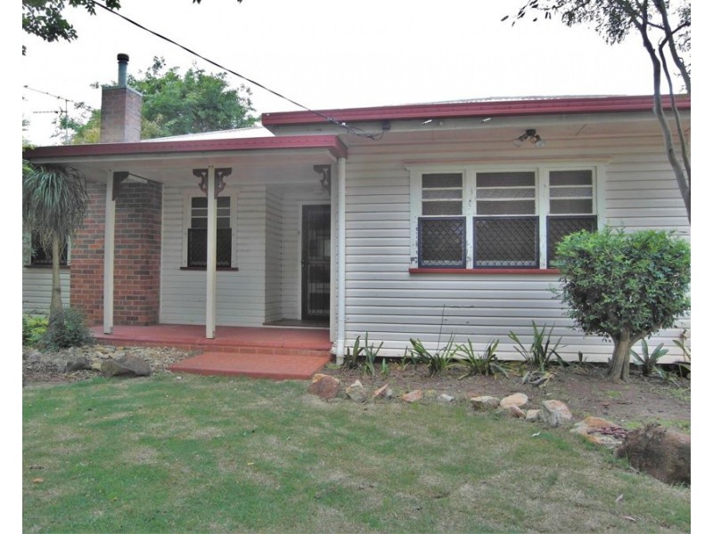 22 Fourth Avenue, Harristown QLD 4350