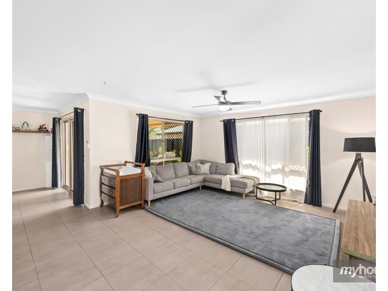 53 Sunset Drive, Glenvale QLD 4350