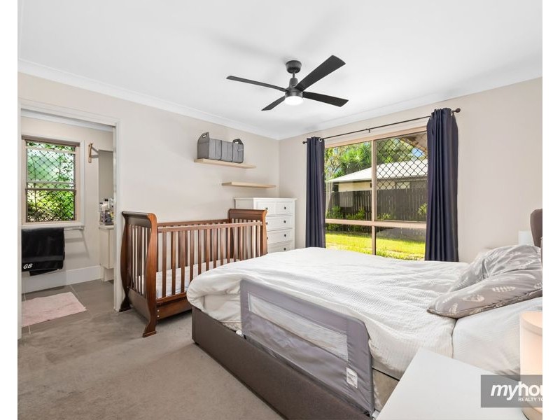 53 Sunset Drive, Glenvale QLD 4350