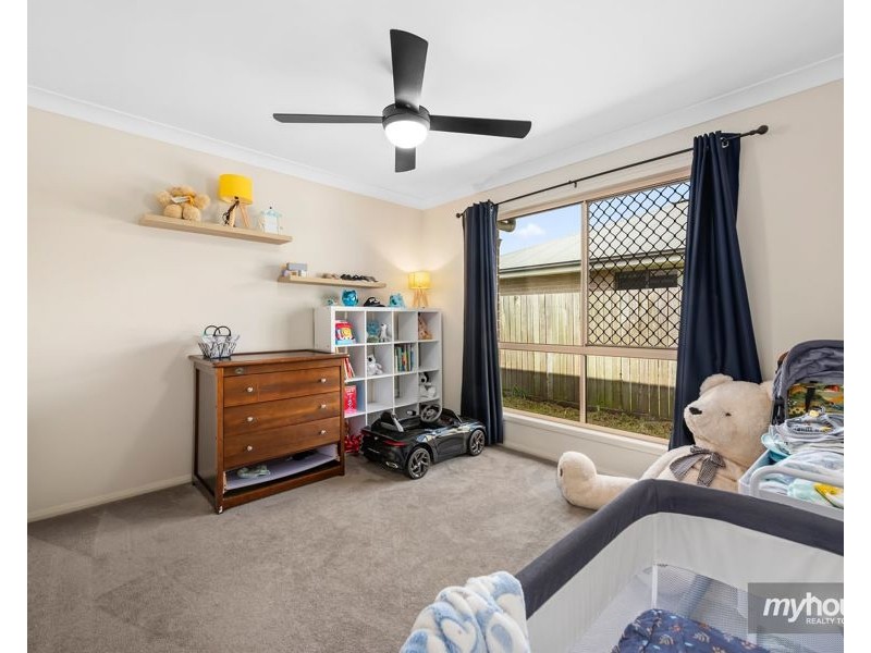 53 Sunset Drive, Glenvale QLD 4350