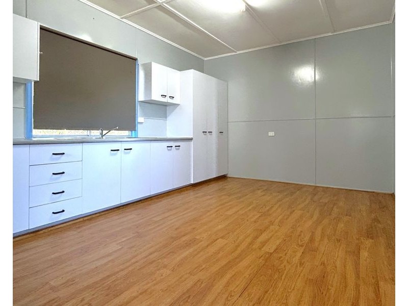 13 Perry Street, Harlaxton QLD 4350