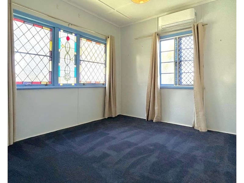 13 Perry Street, Harlaxton QLD 4350