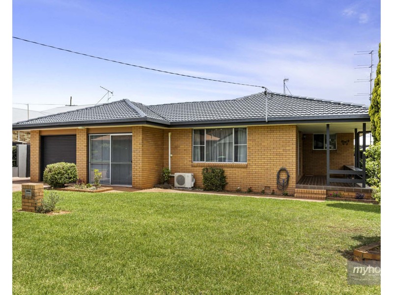 9 Chilla Street, Harristown QLD 4350