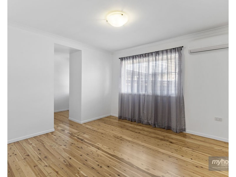 9 Chilla Street, Harristown QLD 4350