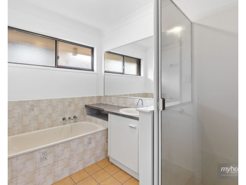 9 Chilla Street, Harristown QLD 4350