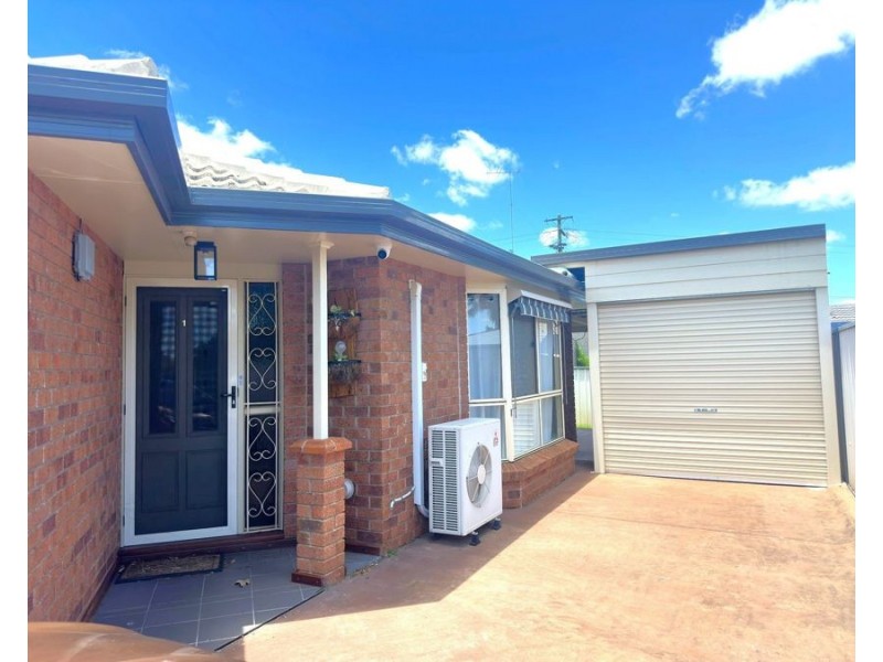 1/6 Mannuem Court, Rangeville QLD 4350