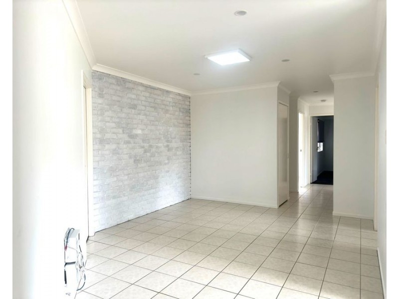 1/6 Mannuem Court, Rangeville QLD 4350