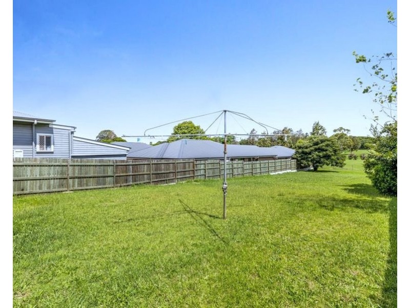 336 Bridge Street, Wilsonton QLD 4350