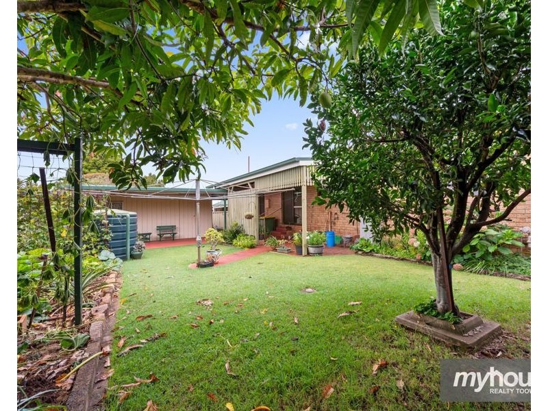 22 Hinkler Crescent, Wilsonton QLD 4350