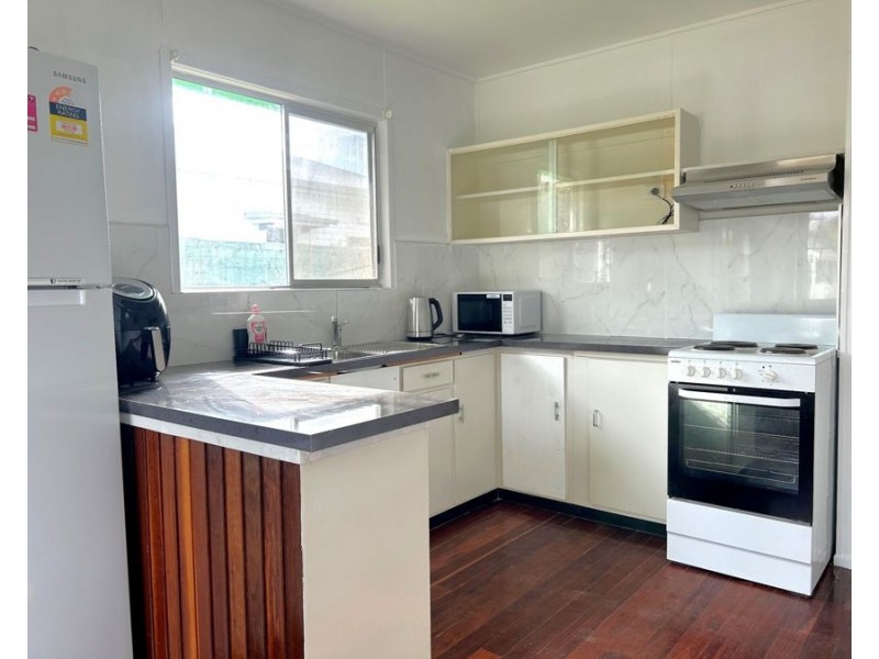 Room 3/8 Ranfurly Street, Newtown QLD 4350