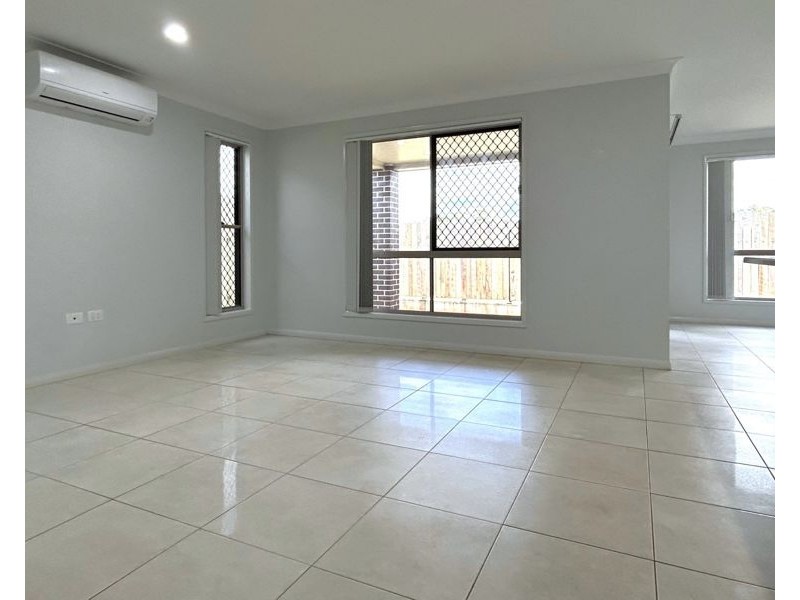 115 Entabeni Drive, Kearneys Spring QLD 4350