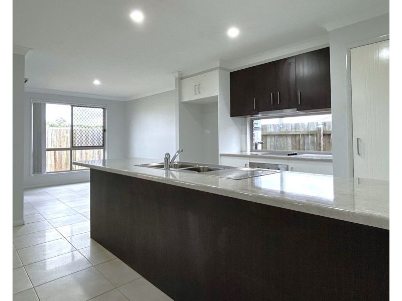 115 Entabeni Drive, Kearneys Spring QLD 4350