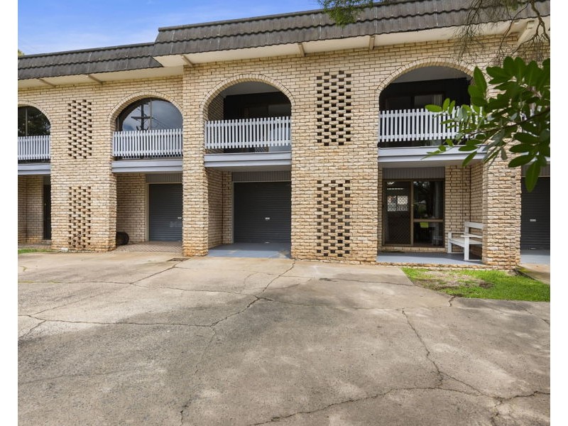 2/329a Alderley Street, South Toowoomba QLD 4350