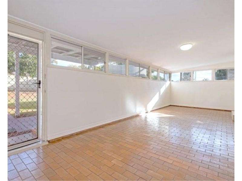 184 Taylor Street, Newtown QLD 4350