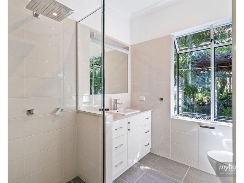 10 Yeates Street, Harlaxton QLD 4350