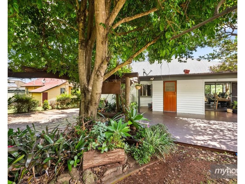 10 Yeates Street, Harlaxton QLD 4350