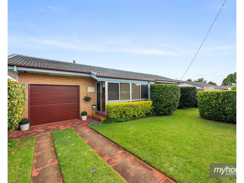 39 Croxley Street, Harristown QLD 4350