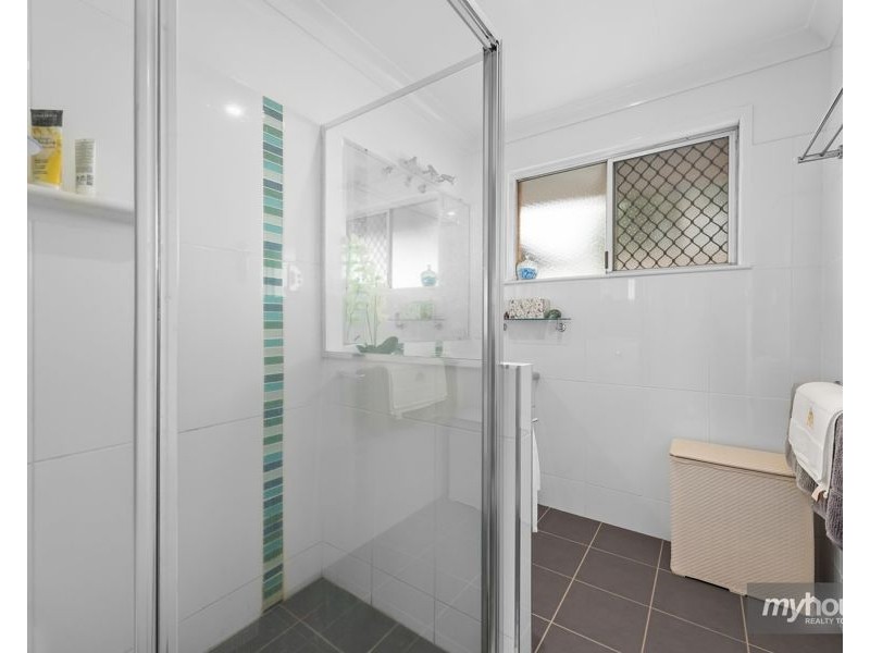 39 Croxley Street, Harristown QLD 4350