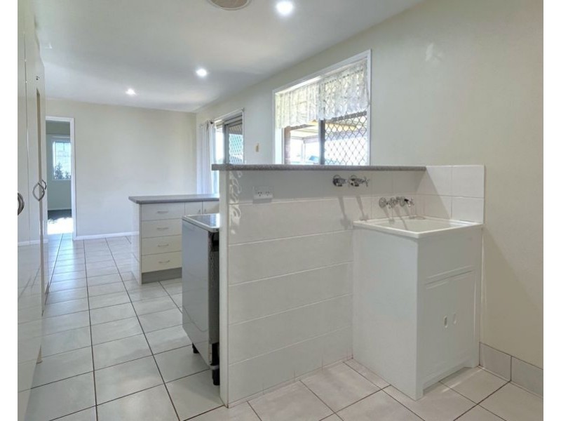 105 Glenvale Road, Newtown QLD 4350