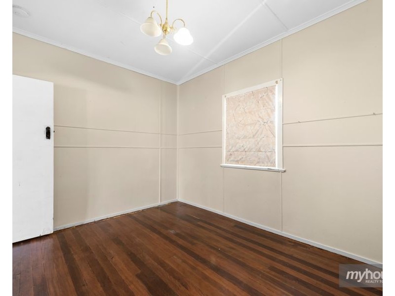 53 York Street, Oakey QLD 4401