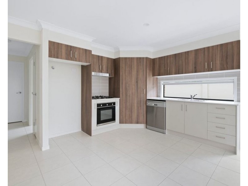 2/68 Shelby Street, Glenvale QLD 4350