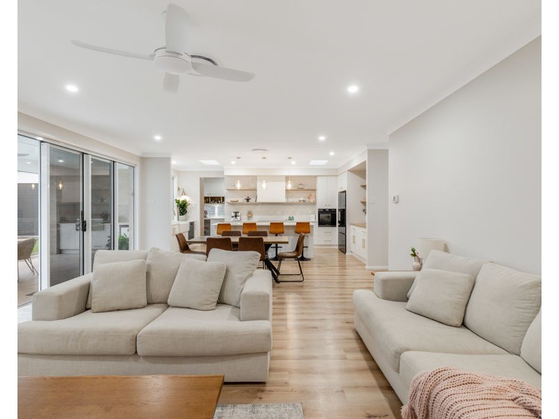 42 Hancock Circuit, Kleinton QLD 4352