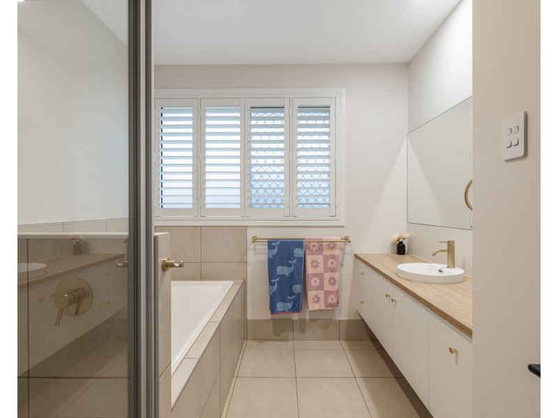 42 Hancock Circuit, Kleinton QLD 4352