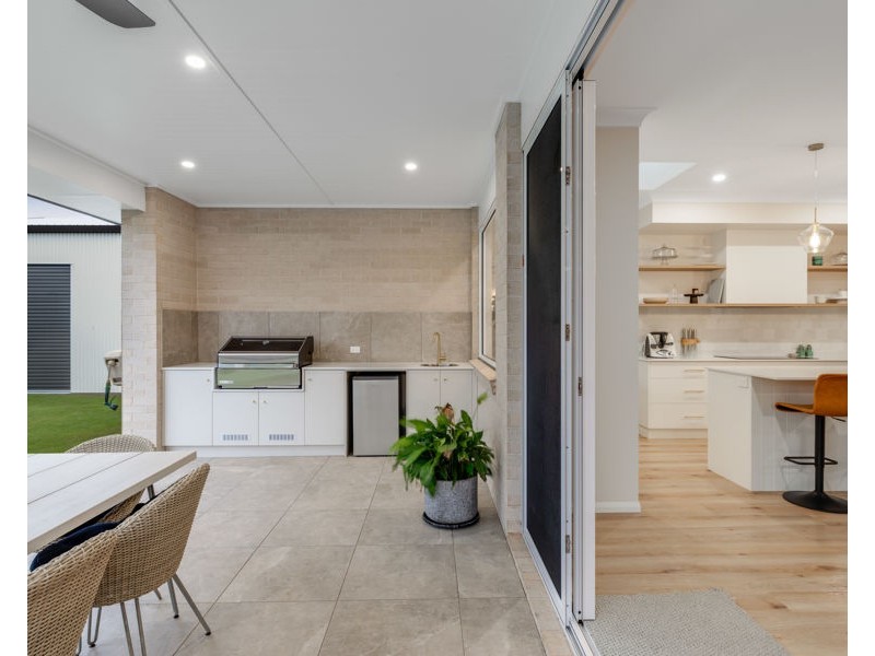 42 Hancock Circuit, Kleinton QLD 4352