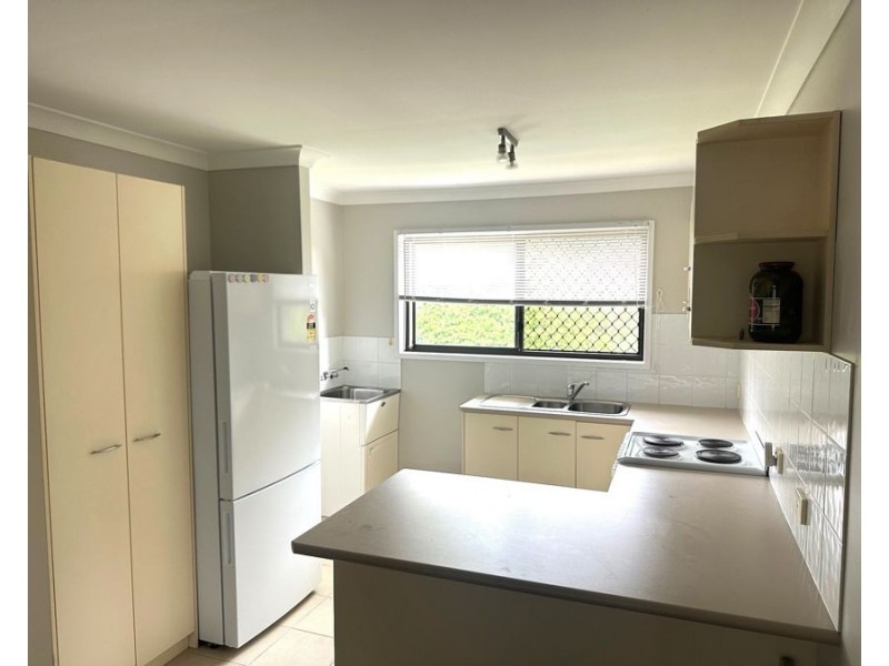 9/329 West Street, Harristown QLD 4350