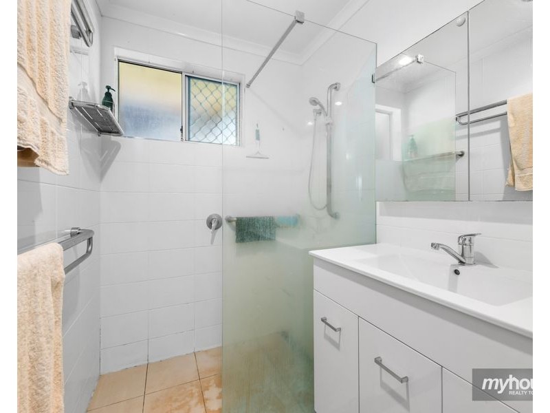 34 Hibiscus Drive, Centenary Heights QLD 4350