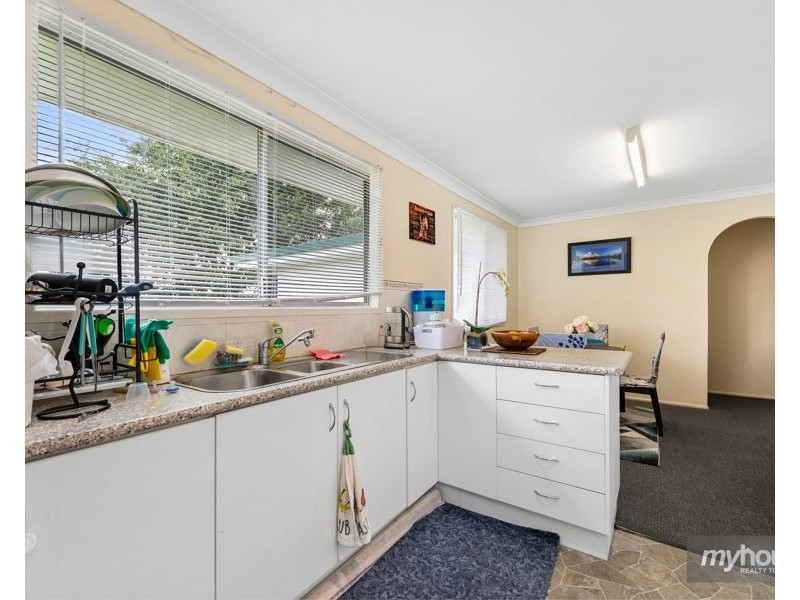 2 Simon Street, Rockville QLD 4350