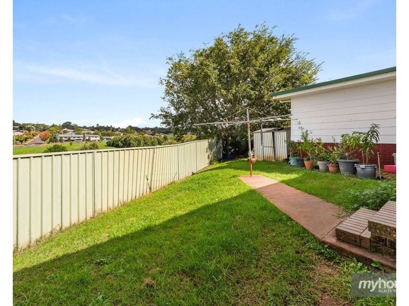 2 Simon Street, Rockville QLD 4350