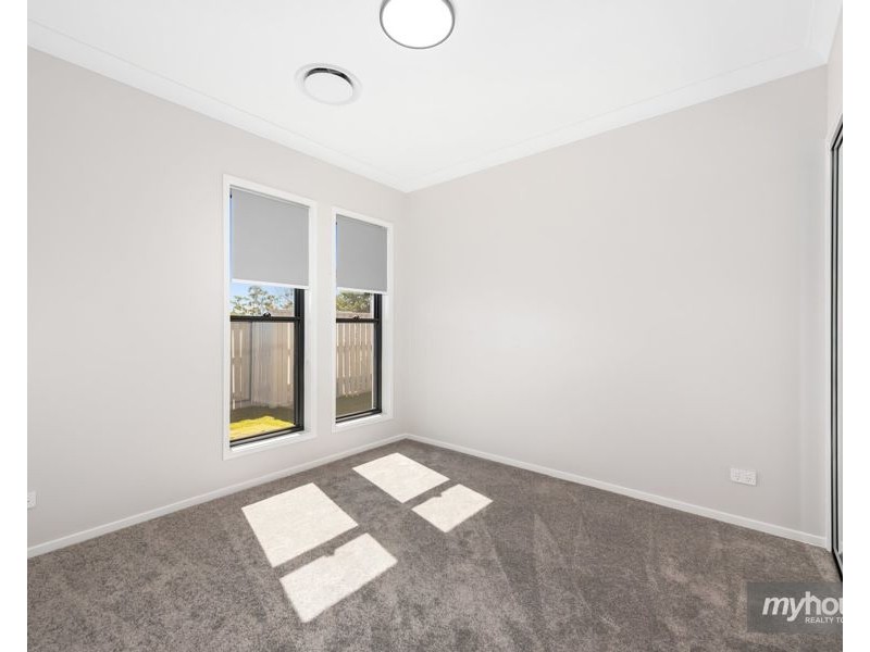 1/12 Guyana Court, Darling Heights QLD 4350