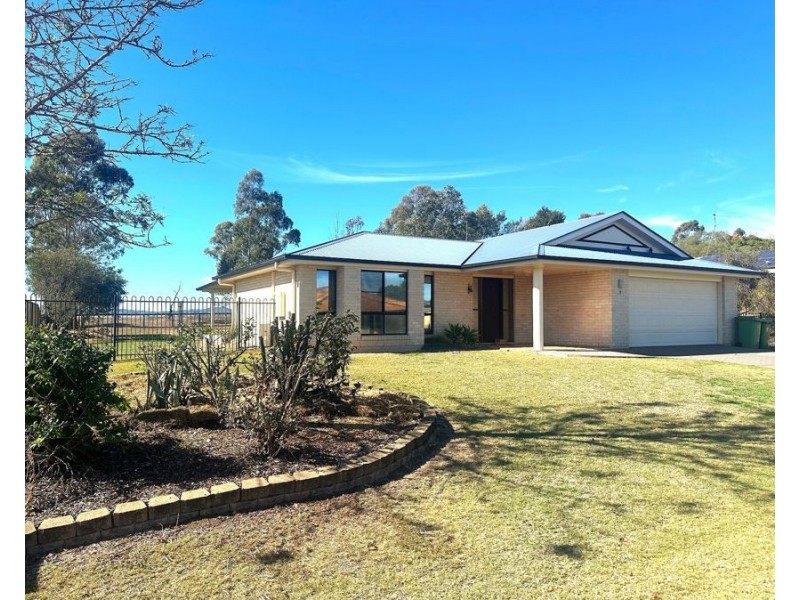 9 Eric Court, Cambooya QLD 4358