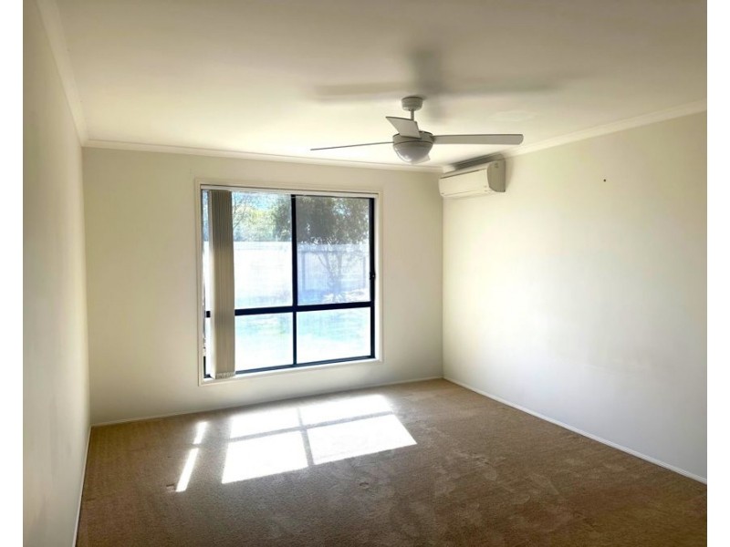 9 Eric Court, Cambooya QLD 4358