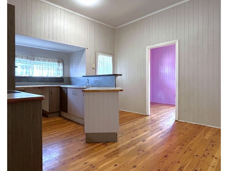 113 Ruthven Street, Harlaxton QLD 4350