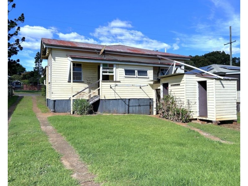 113 Ruthven Street, Harlaxton QLD 4350