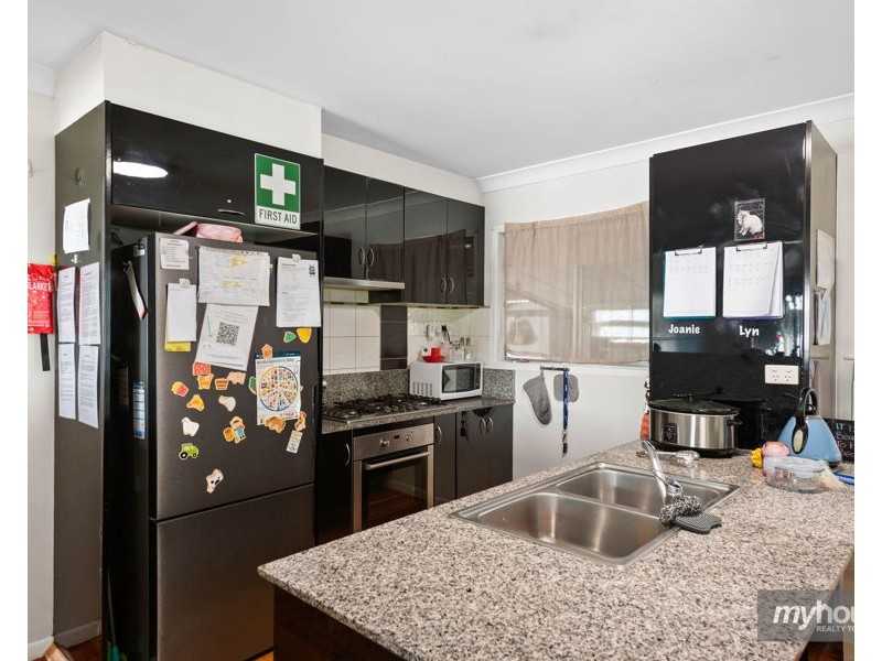 317 Tor Street, Wilsonton QLD 4350