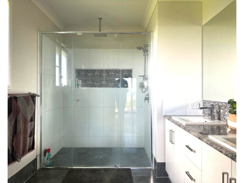 46 Panoramic Drive, Preston QLD 4352